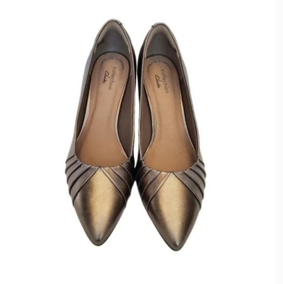 Clarks Collection ultimate comfort gun metallic point toe pumps - Picture 4 of 10